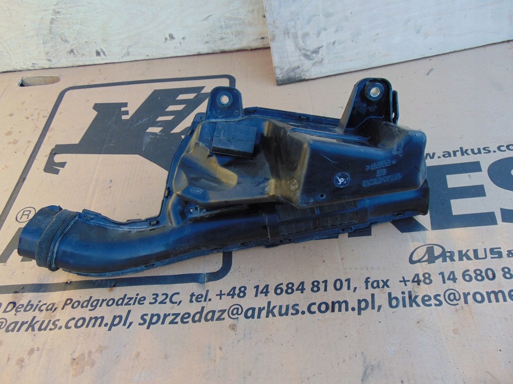 фото №7, Резонатор повітря toyota auris ii 17750-0t010