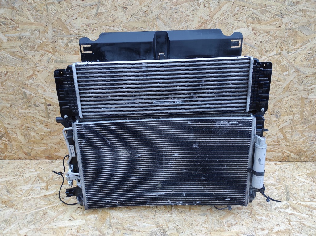 фото №1, Комплект радиатор vw crafter 2.0 tdi