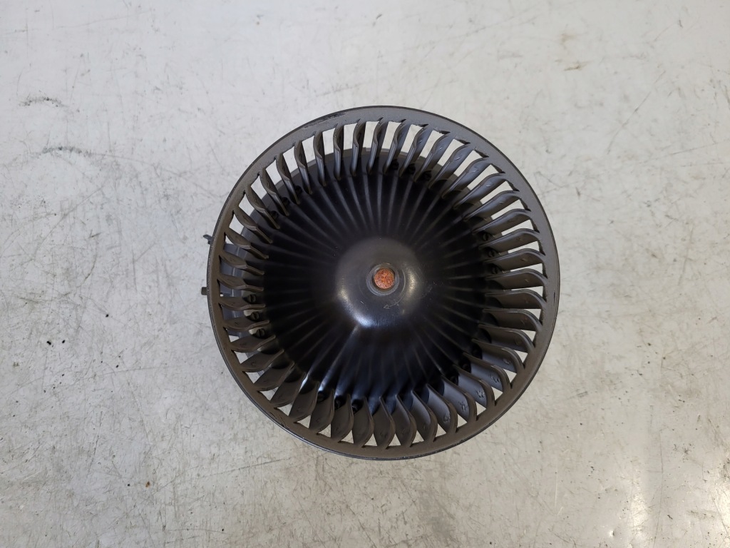 Ford fiesta mk7 рестайлінг  14r повітродувка вентилятор європа Київ