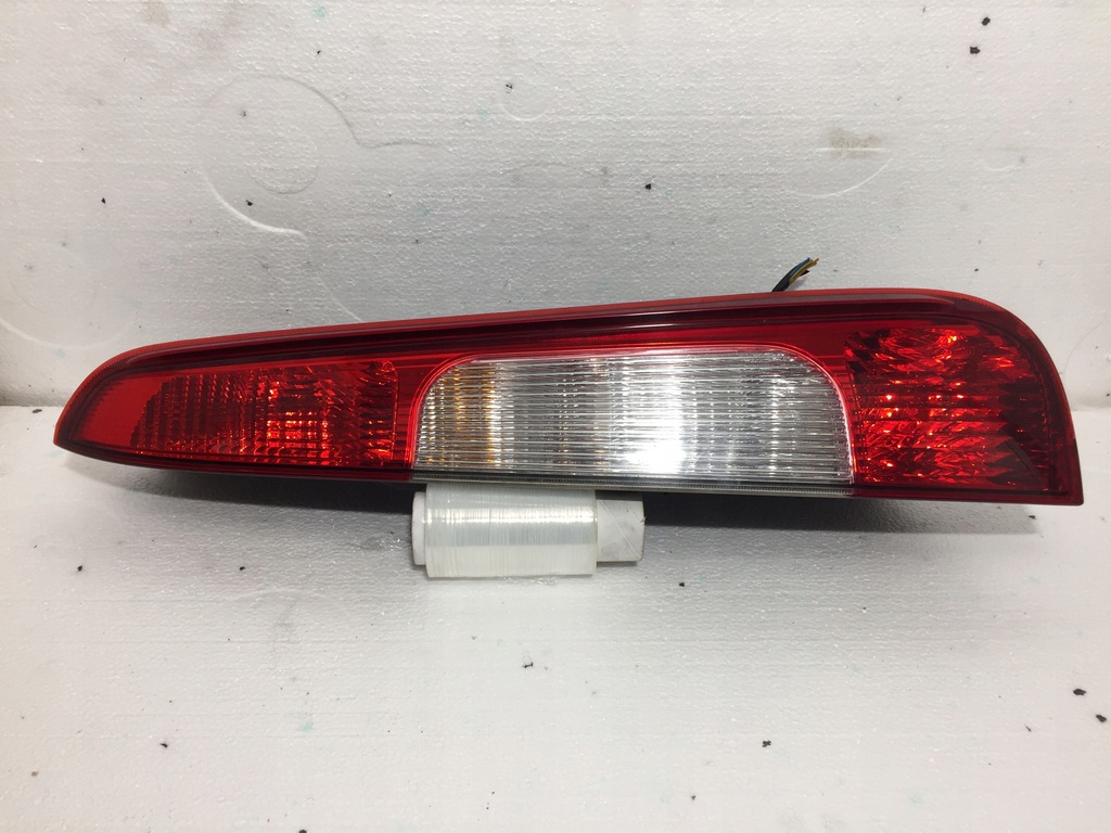 фото №1, Лампа права задня ford focus c-max 2006