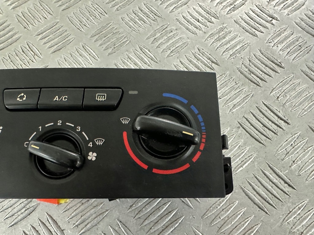 фото №7, Peugeot 207 панель кондиціонера 69910004