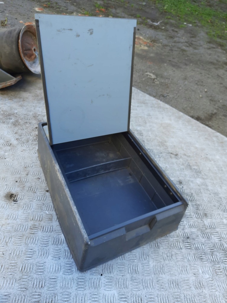 фото №1, Бардачок na dokumenty mercedes actros mp1 дневная