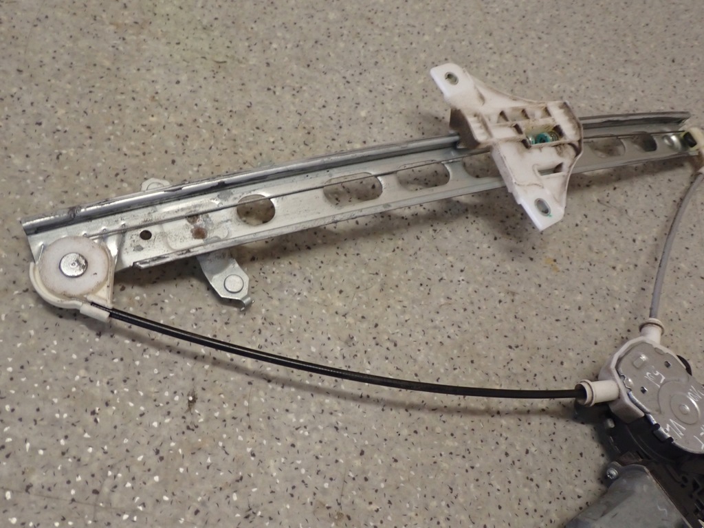 фото №7, Suzuki swift mk7 10- підйомник скло перед лівий