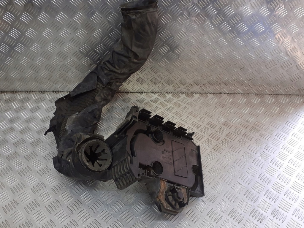 фото №1, Основание аккумулятор воздухозаборник citroen c5 i 2.0 hdi