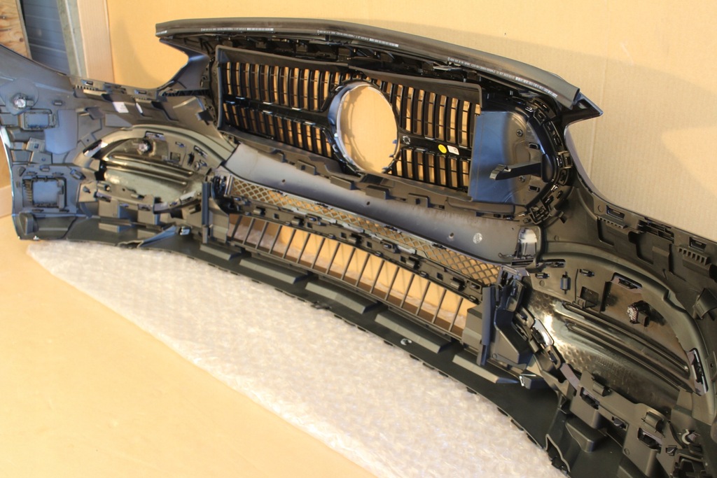 фото №10, Бампер перед mercedes c-klasa w206 206 avantgarde оригинальный номер a2068851001