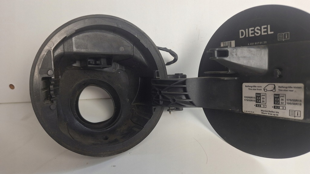 фото №7, Smart fortwo кришка заливної пального a4518170120