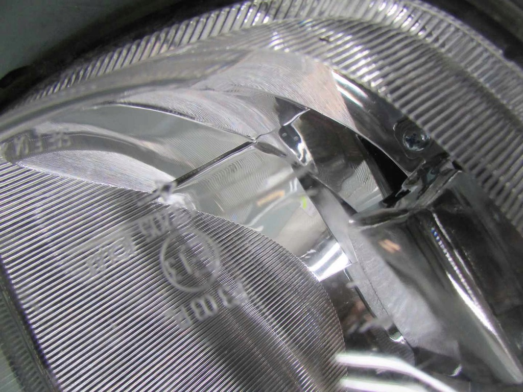 фото №9, Carens iv 14r противотуманная фара правый