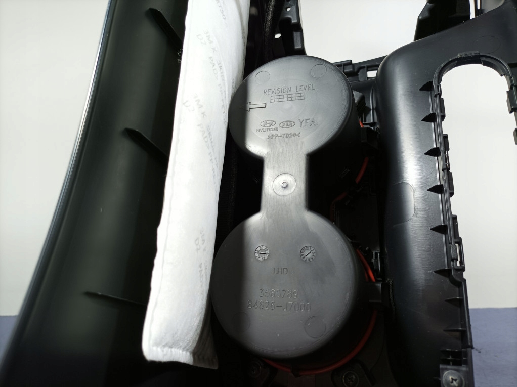 фото №10, Kia ceed iii lift подлокотник туннель средний eu