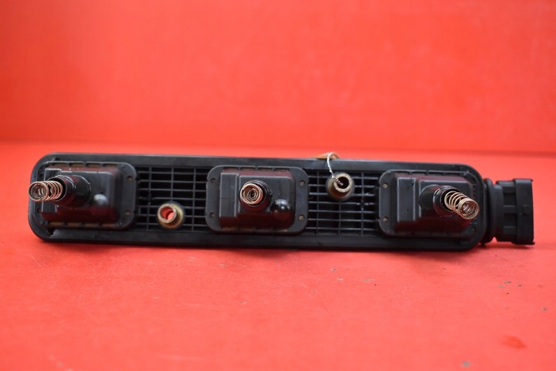 фото №5, Катушка зажигания 0221503026 cadillac cts 1 i 3.2 v6 223 km 02-07