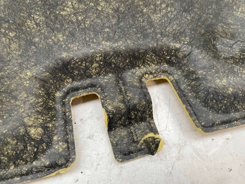 фото №9, Toyota yaris 4 gr шумоізоляція капот двигуна