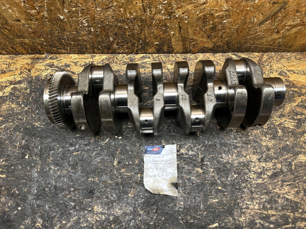 Купити Wał колінчастий mercedes 2.2 cdi 651 65100 65104