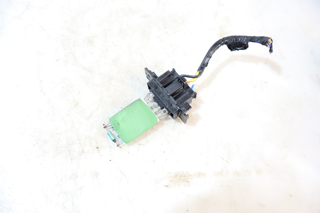 фото №1, Резистор резистор вентилятор peugeot partner ii lift