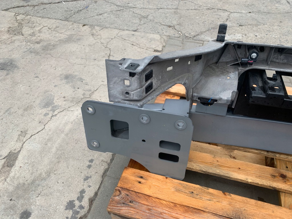 фото №9, Ford mustang mach-e 75.7kwh pas передний балка góra dół усилитель бампера