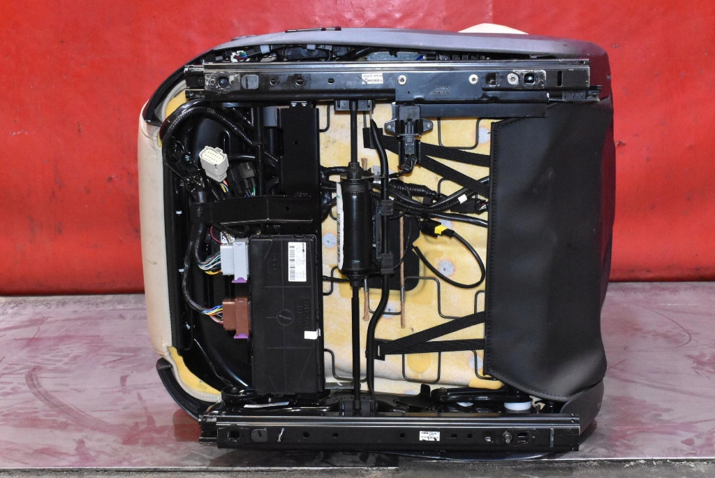 фото №16, Сиденье сиденья комплект обшивка обшивки кожаный eu tesla model s 12-20