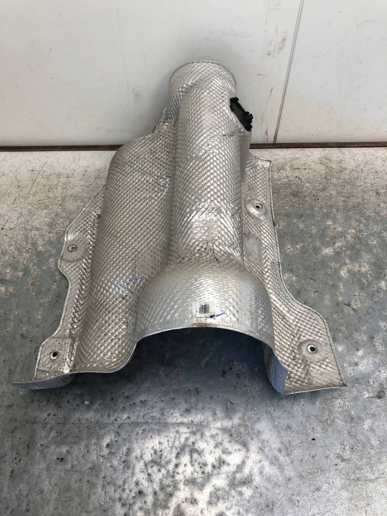 Купить Защита тепловая выхлоп mercedes w205 kombi a2054700347