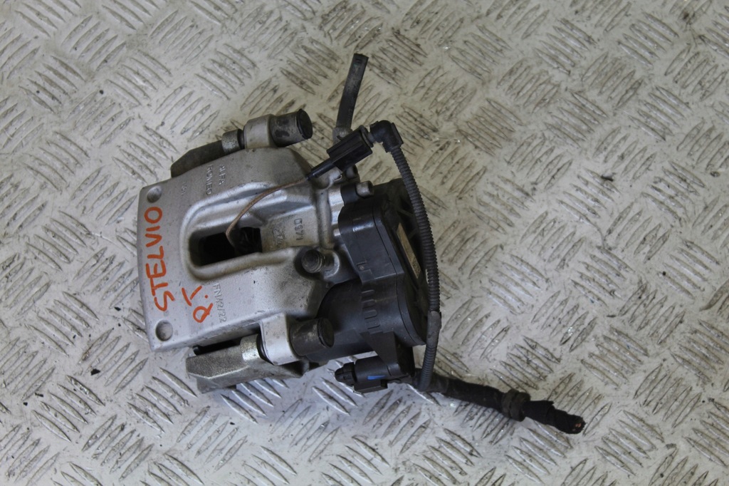 фото №1, Супорт гальмівний правий задня stelvio