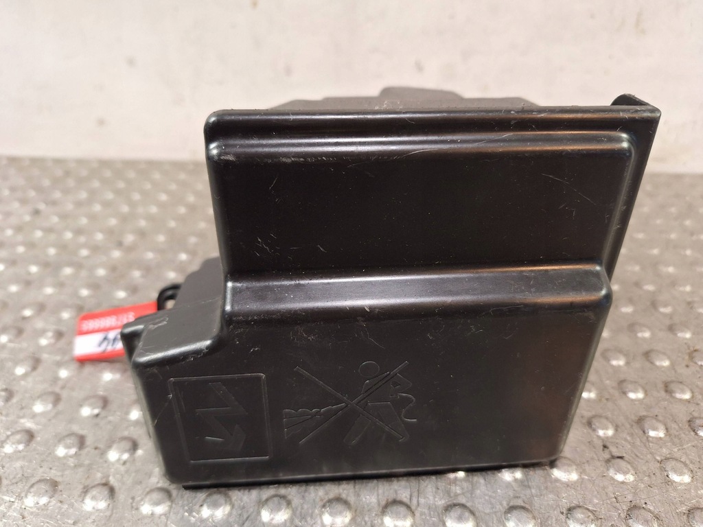 фото №1, Корпус коробка предохранителей 252361535r renault clio v captur ii 19-