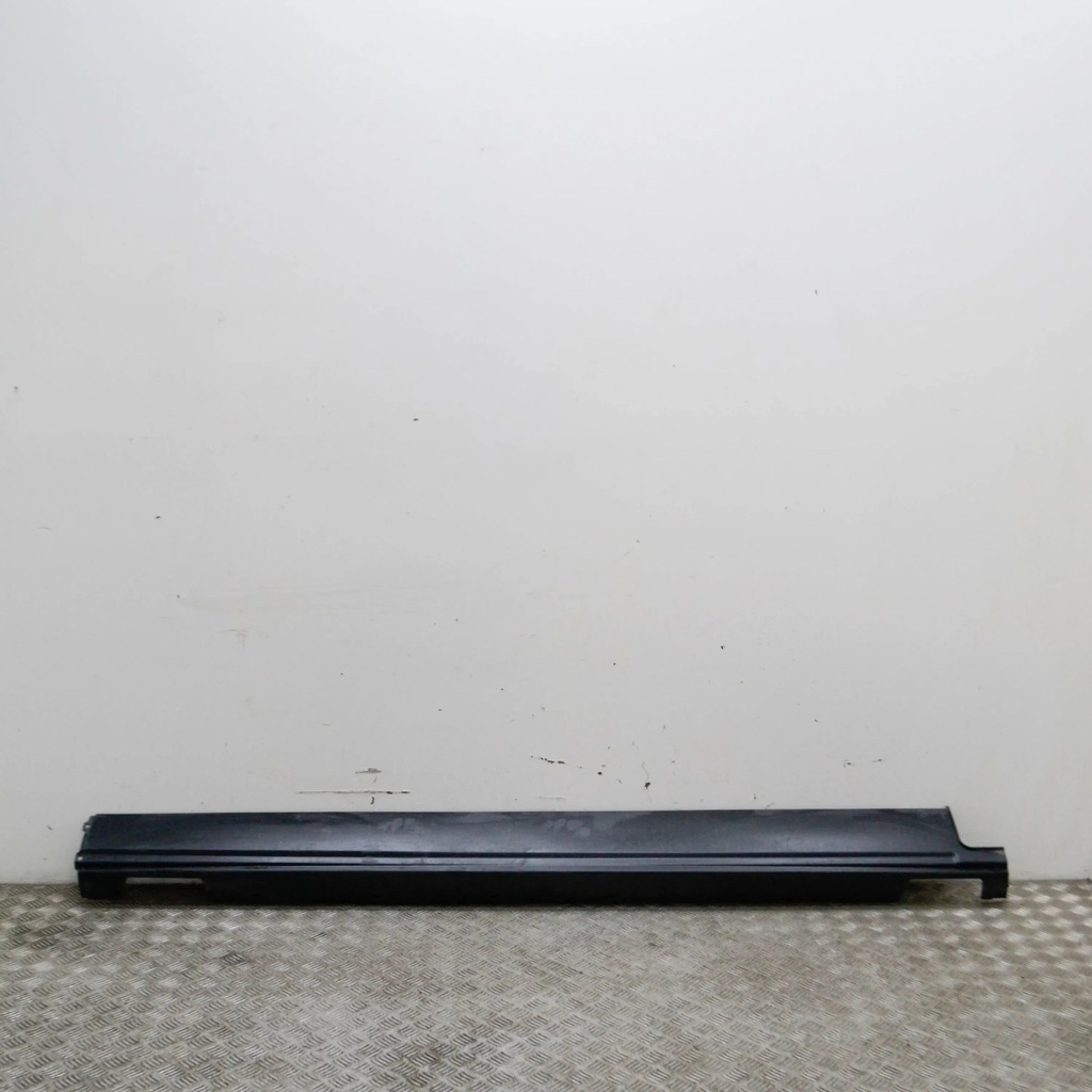 фото №1, Land rover range rover sport l494 2017 правая сторона порог