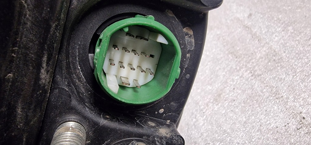 фото №9, Fiat 500 bi-xenon лампа фара левая комплектная