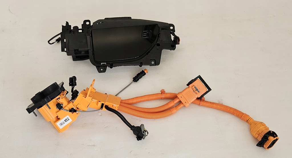 фото №1, Разъём зарядки крышка hyundai kona electric