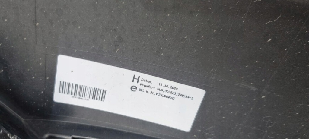 фото №10, Porsche taycan 9j1 бампер задний задняя 9j0807421e