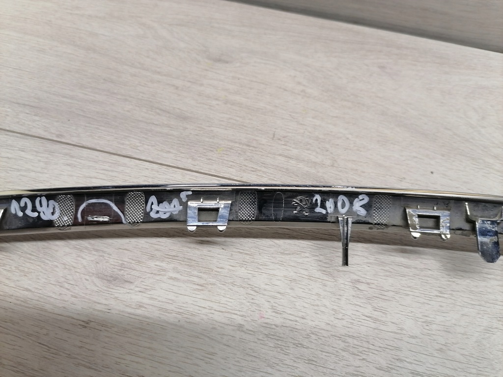 фото №8, Peugeot 2008 молдинг хром решітка 9802524577