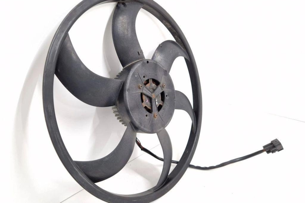 фото №7, Pas передній bmw 1 e81 16326937515 2.0l дизель 2008