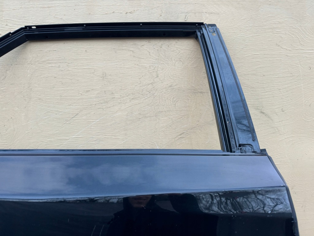 Lexus rx iv 4 15-22r дверь правое  задняя правый  задняя Доставка