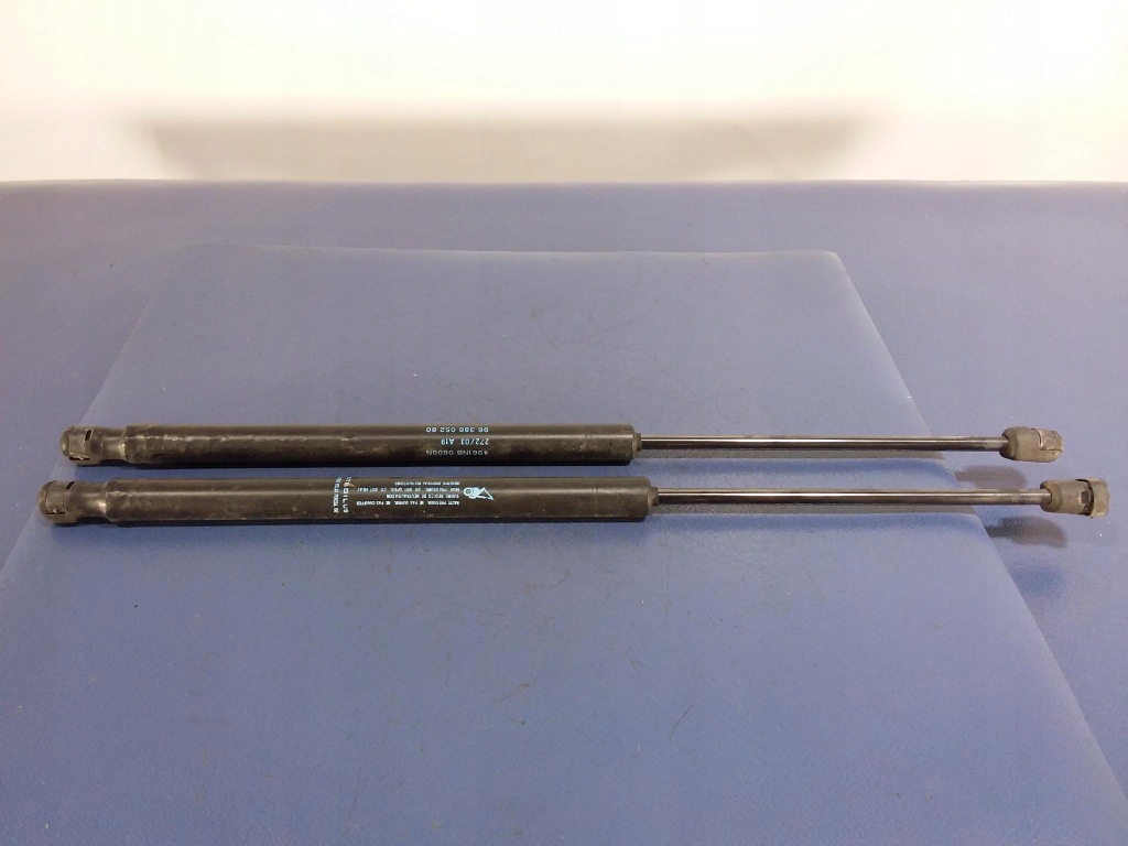 фото №1, Peugeot 307 kombi амортизаторы задний крышки