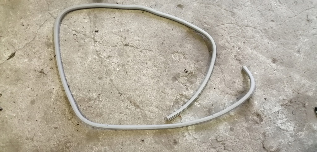 фото №1, Opel adam прокладка потолочный панорамы