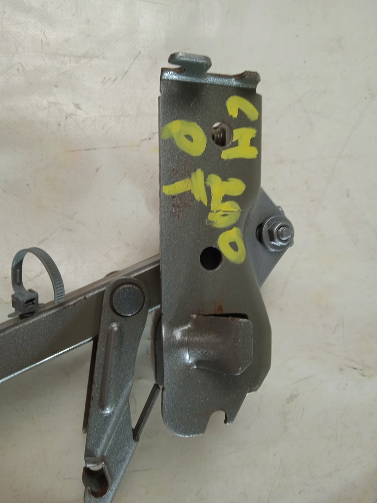 фото №10, Chrysler 200 15- петли крышки задний usa l-p