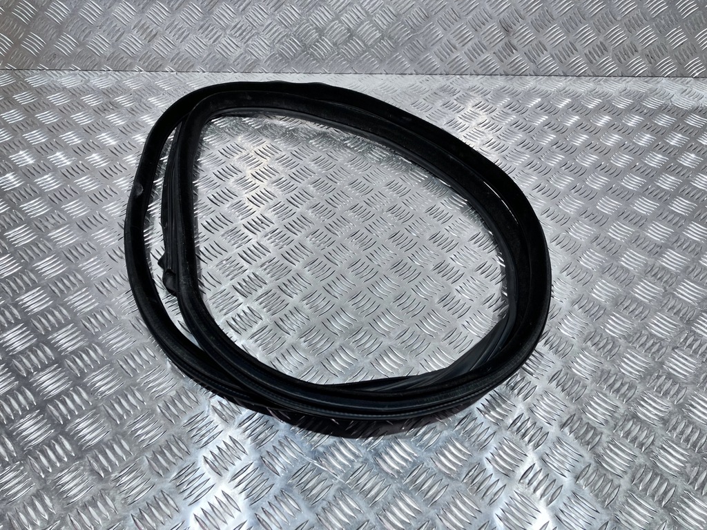 фото №1, Прокладка дверь правых bmw 4 f32 coupe