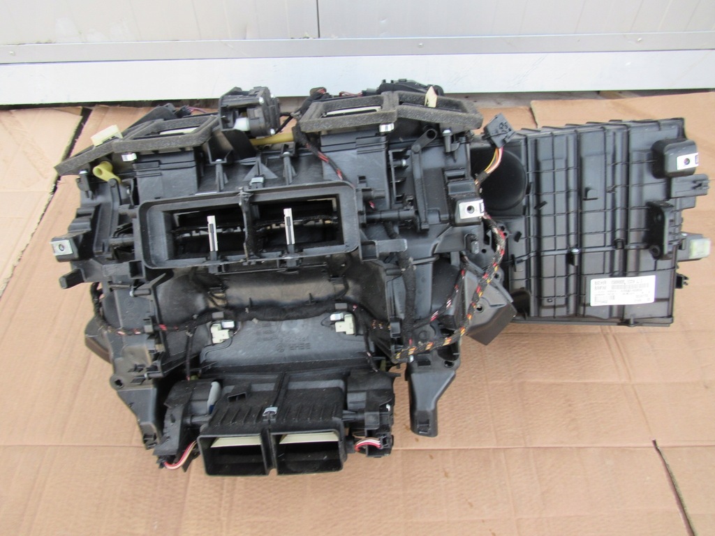 фото №1, Bmw m5 f10 отопитель 9202574