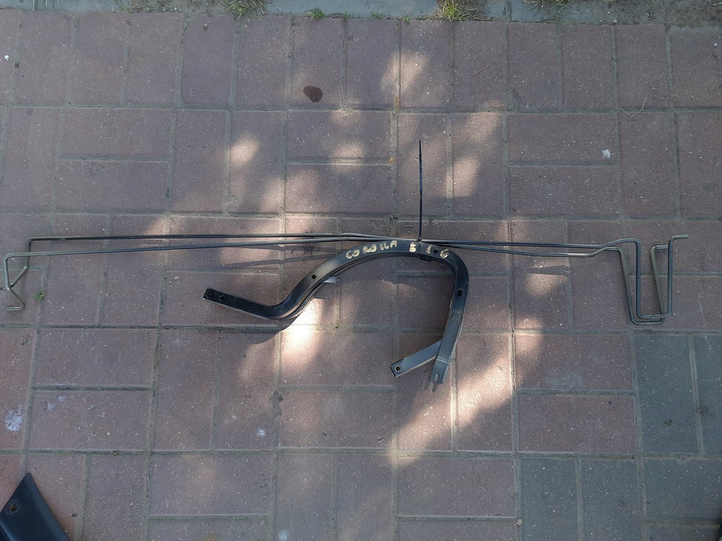 фото №1, Петли крышки toyota corolla sedan e16 lift kpl