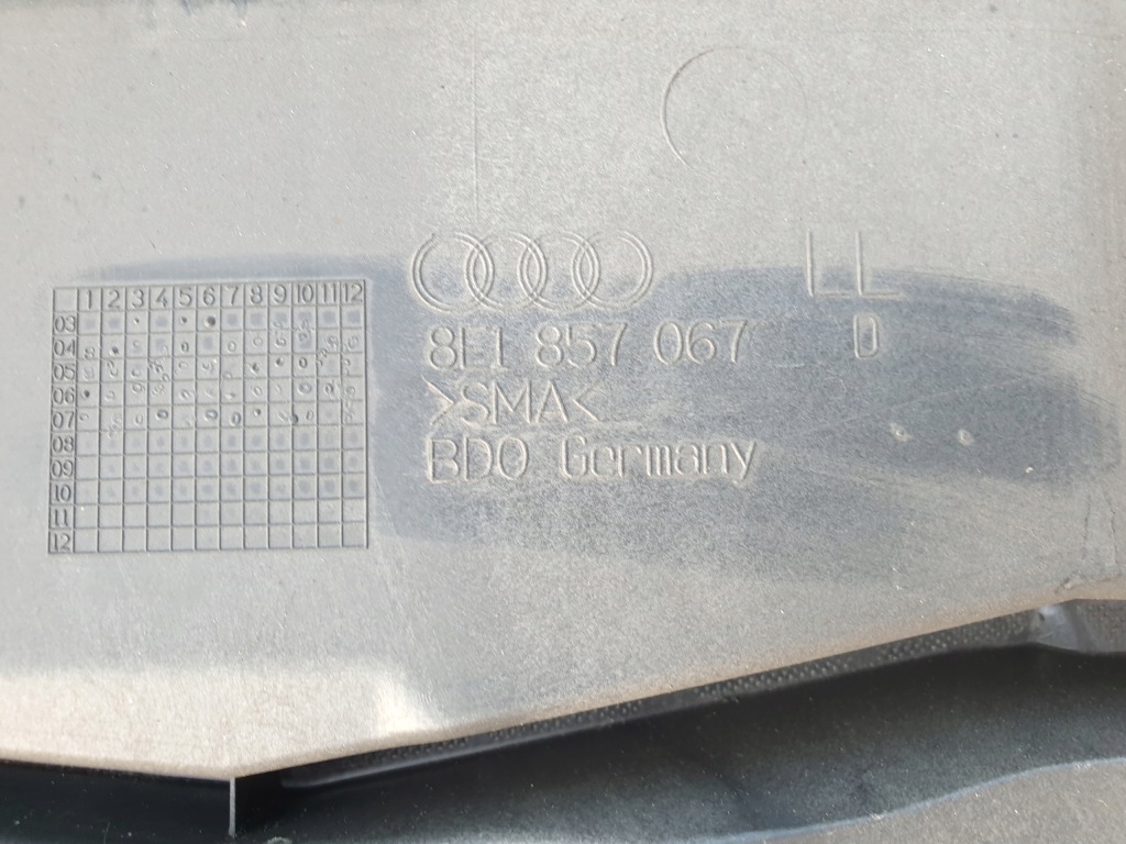 фото №13, Панель приладів приладова панель  панель приладів ґрати обдув канал audi a4 b7 оригінальний номер europa