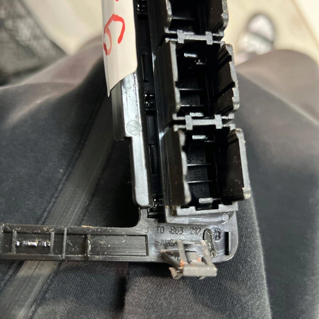 фото №9, Skoda superb b6 ii 2 рамка dekor важіль перемикання передач передач домкрата 3t0863212