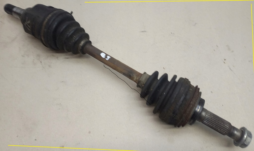 фото №1, Toyota corolla e9 87-92 привідний вал привідна ліва