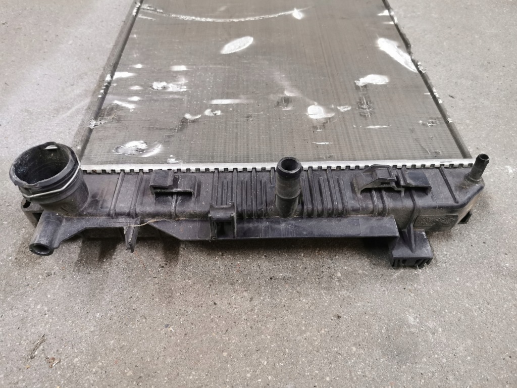 Радиатор воды mercedes sprinter w906 2.2cdi Оригинал