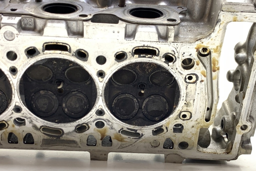 фото №13, Головка двигателя bmw 7 f01, f02 7603475 4.4l бензиновый 330kw 2013