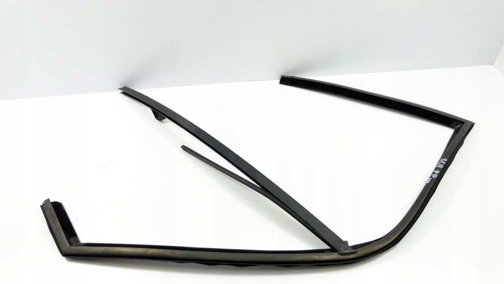 фото №4, Renault scenic ii прокладка дверь правый перед