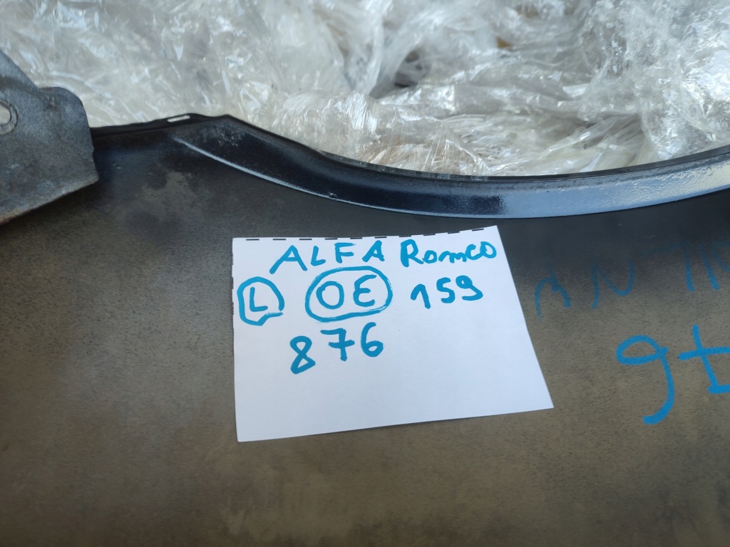 Крила лівий перед передній alfa romeo model 159 09.05-12.12r 876 оригінал Зі Шроту