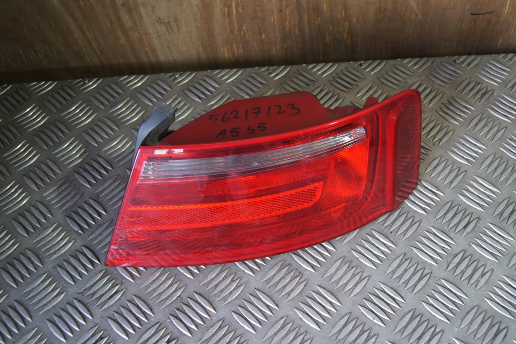фото №1, Лампа правая задняя audi a5 s5 8t coupe 8t0945096