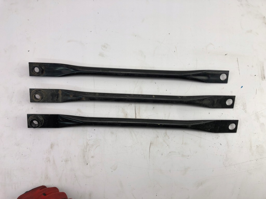 фото №3, Toyota auris ii avensis кронштейн підрамник