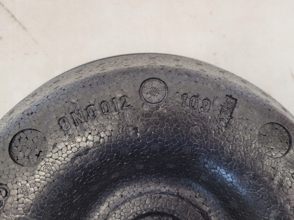 фото №5, Audi tt 8n вкладыш колеса докатка 8n0012109k