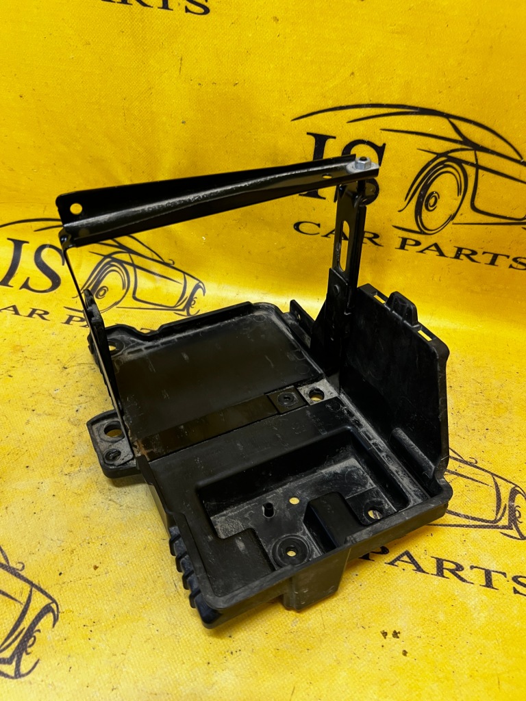 Основа кронштейн акумулятор ford kuga mk3 Київ