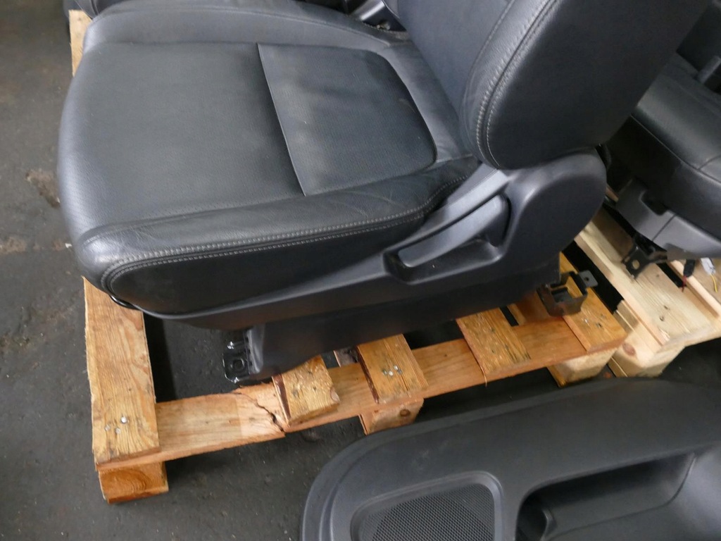 фото №11, Mitsubishi outlander iii сидіння заднє сидіння обшивка сидіння обшивки czarna шкіра uk