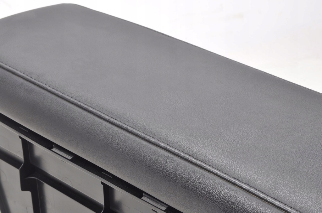 фото №6, Toyota prius iv phv prime підлокітник 58913-47040