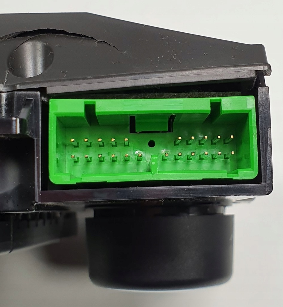 фото №7, Панель радіо навігації кондиціонера volvo v60 i