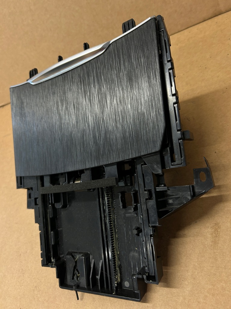 фото №3, Alfa romeo stelvio lift пепельница