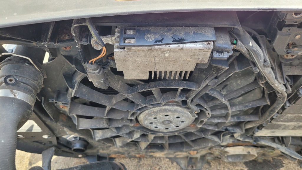 фото №8, Audi a6 c6 2.0 tfsi pas передний радиатор